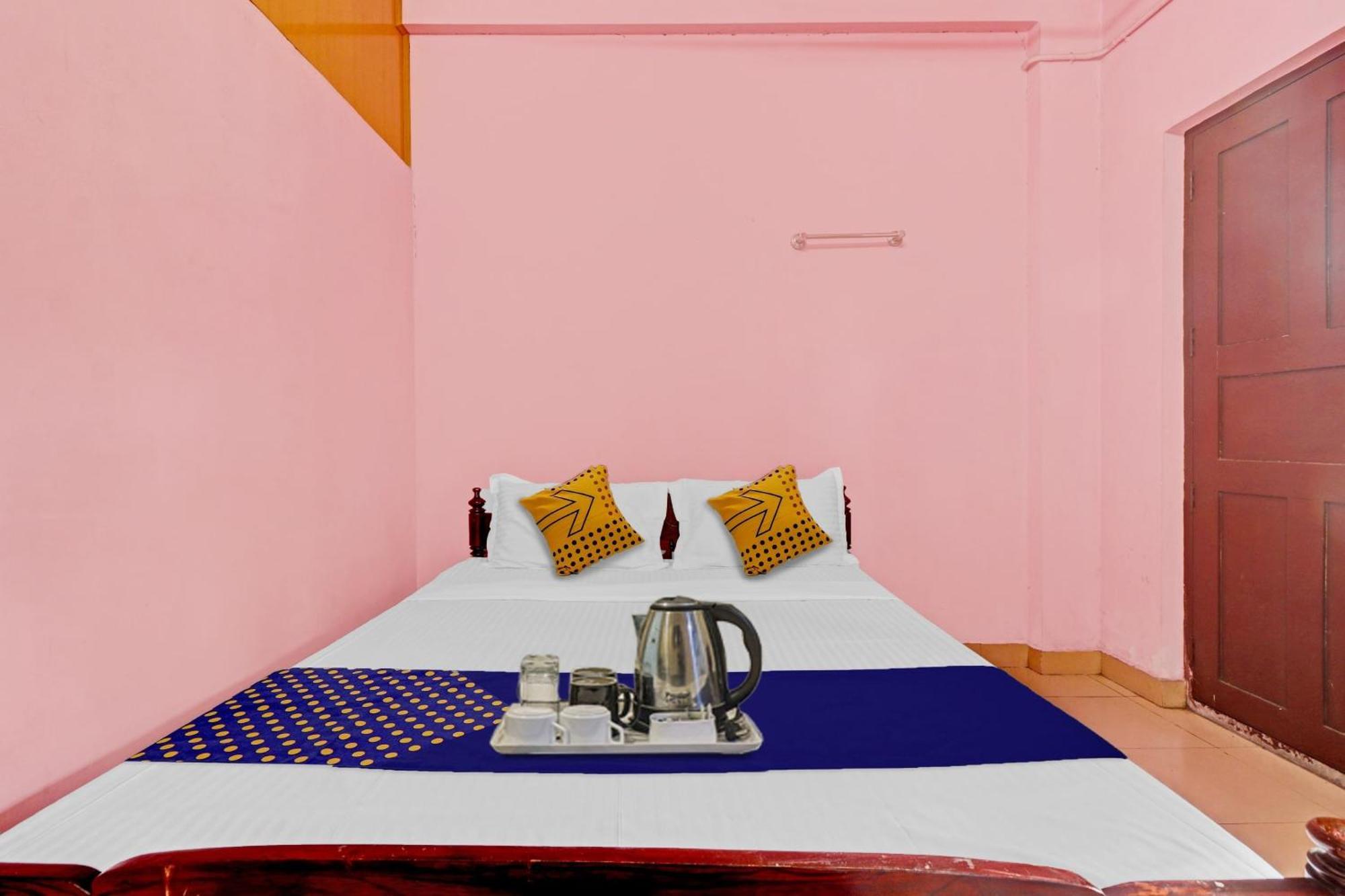 Spot On Jayesh Guest House 나식 외부 사진